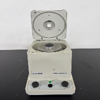 Eppendorf 5415C Centrifuge image 3